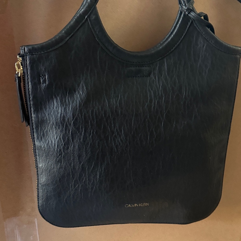 Calvin Klein Black Leather Shoulder Bag
